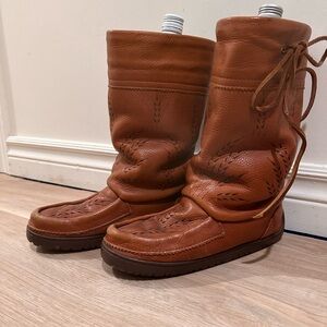 Manitobah Mukluks Mid Gatherer